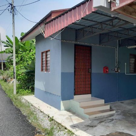 Guesthouse Mokteh Kuala Terengganu Ngoại thất bức ảnh